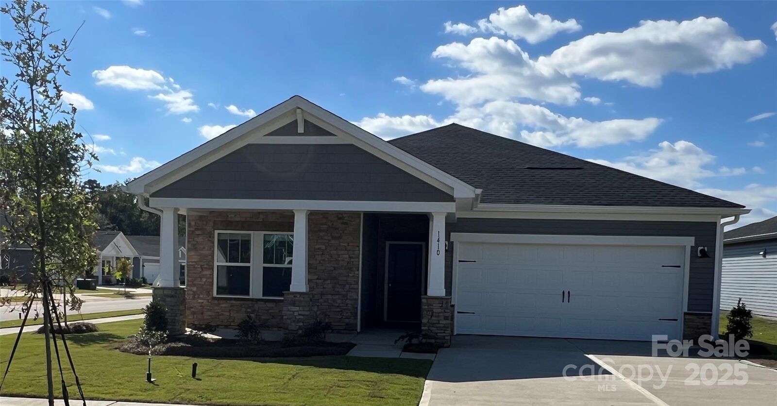 Property Photo:  1410 Carthage Drive  NC 28144 