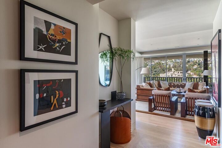 Property Photo:  9255 Doheny Rd  CA 90069 