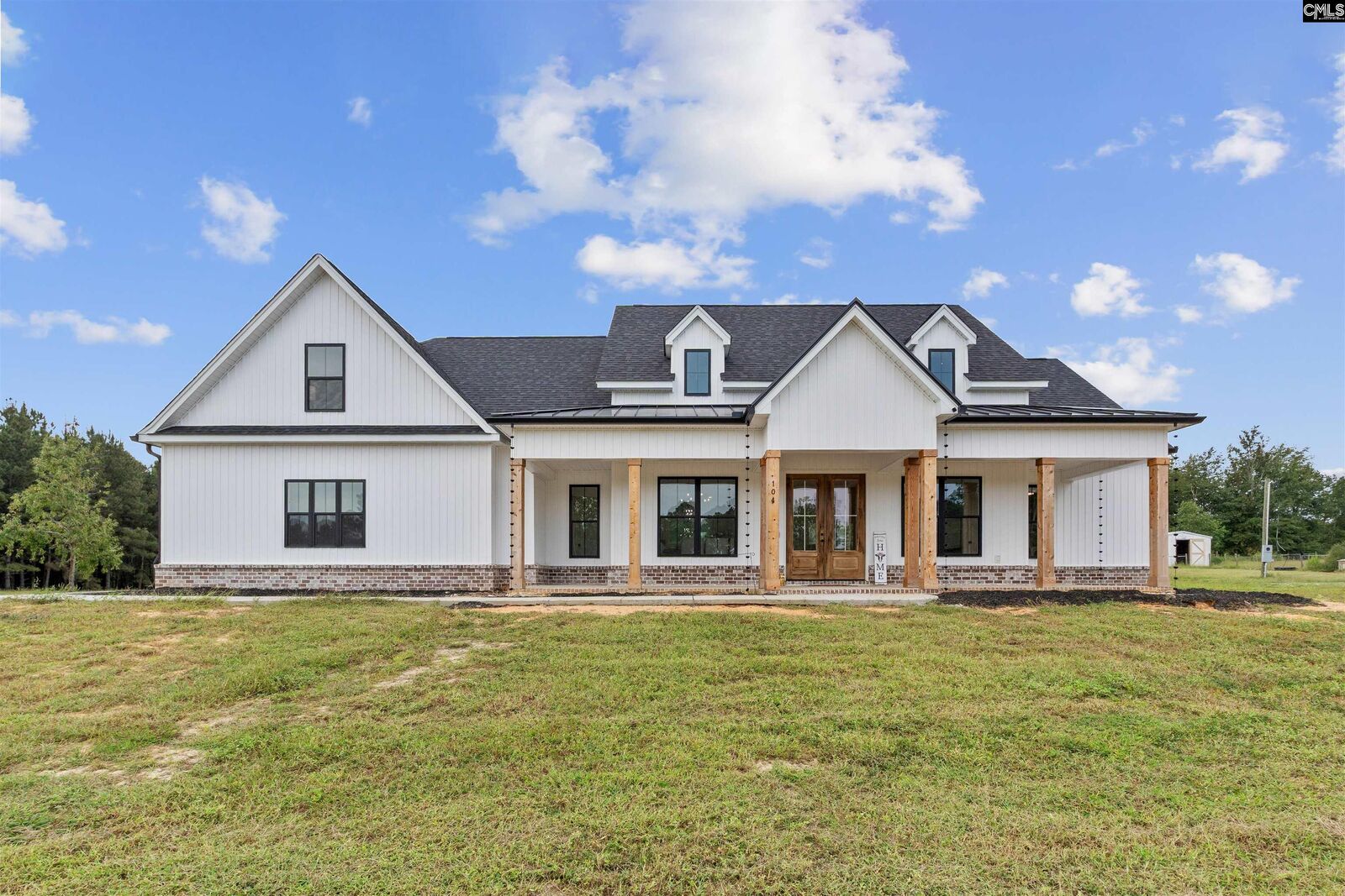 Property Photo: 104 Peachtree SC 29054