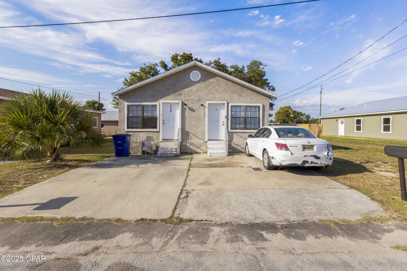 Property Photo: 803 E 10th Court A &Amp B FL 32401