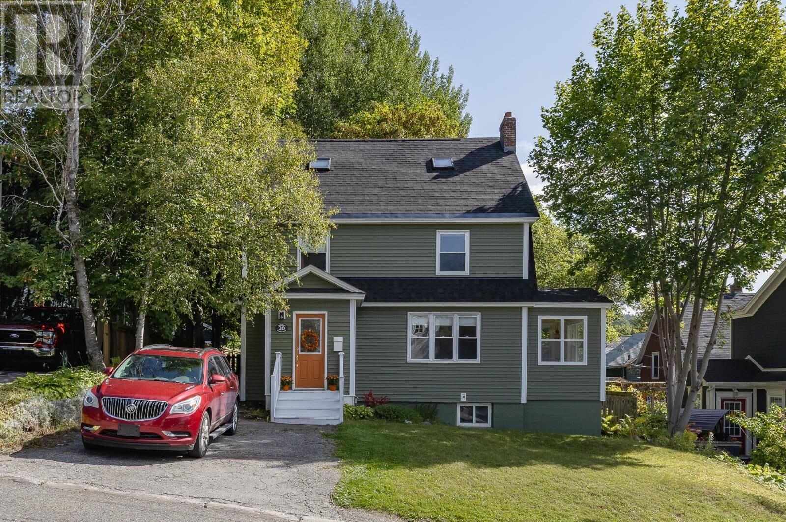 Property Photo:  20 Humber Park  NL A2H 2Z9 