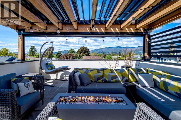 884 Patterson Avenue  Kelowna BC V1Y 7Z3 photo