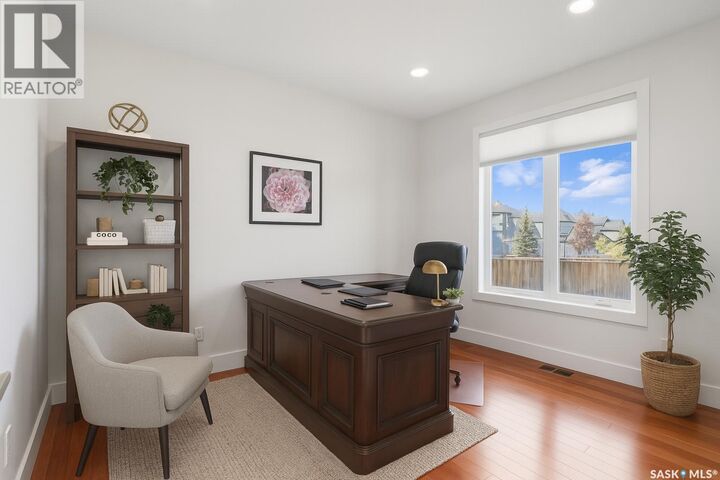 Property Photo: 323 Atton Crescent SK S7W 0K8
