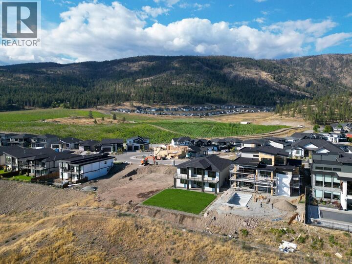 Property Photo:  2531 Pinnacle Ridge Drive  BC V4T 0G4 