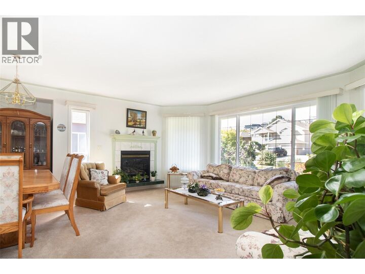 Property Photo:  1581 Large Avenue  BC V1P 1N4 