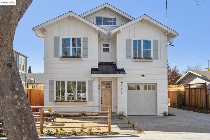 Property Photo:  2310 Eighth St  CA 94710 