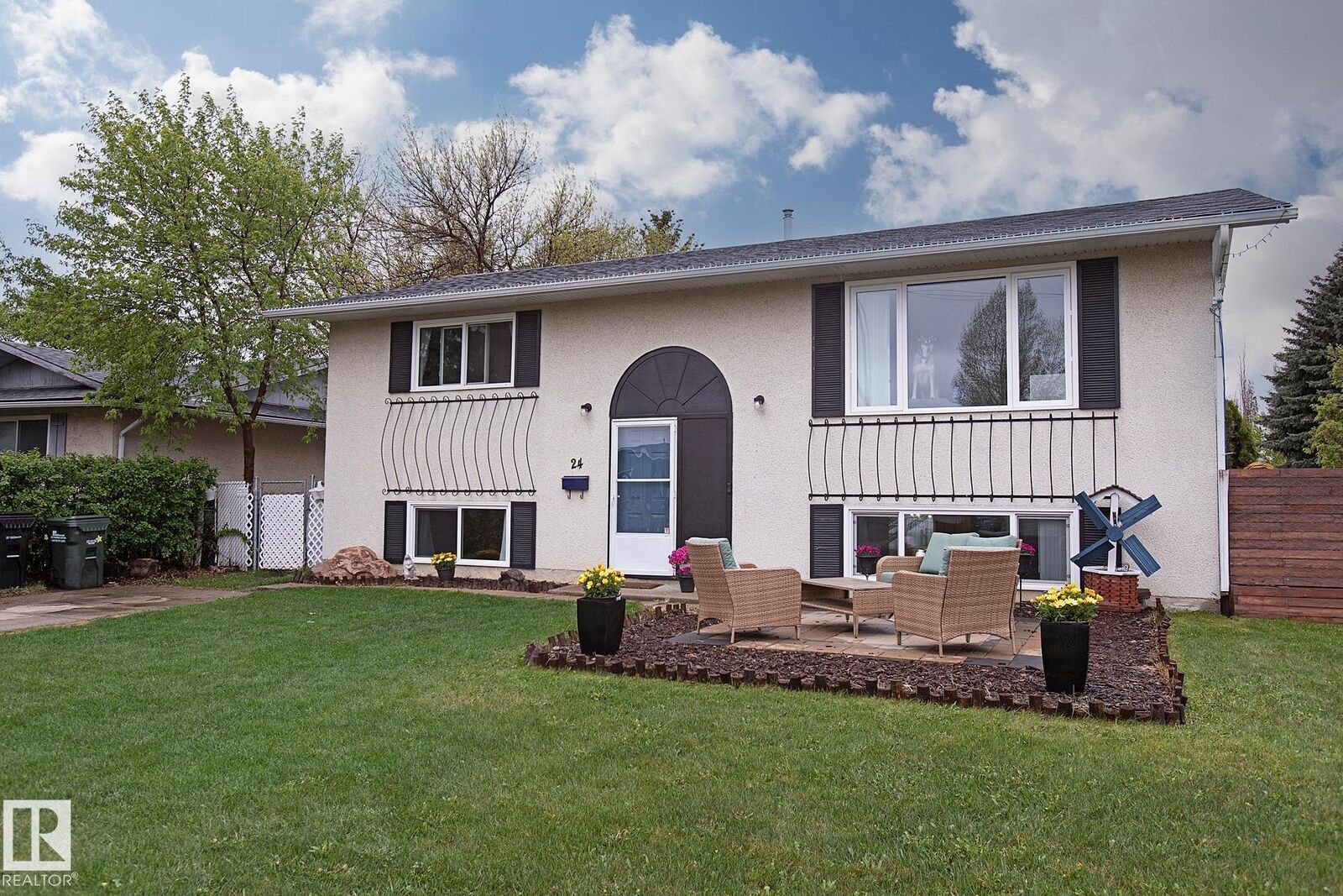 Photo de la propriété:  24 Galveston Avenue  AB T8A 2N6 