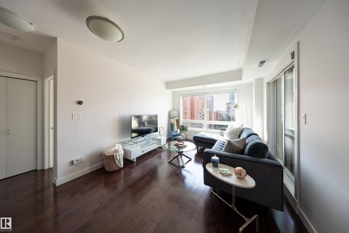 Property Photo:  10055 118 Street NW 905  AB T5K 0C1 