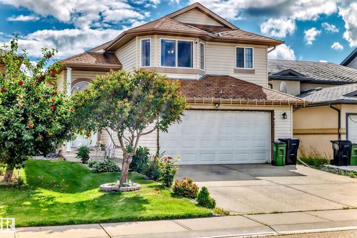 Property Photo:  3331 26 Street NW  AB T6T 1Z4 
