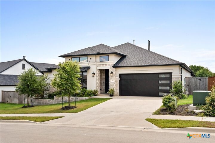 Property Photo:  412 Pin Cherry Pass  TX 78666 