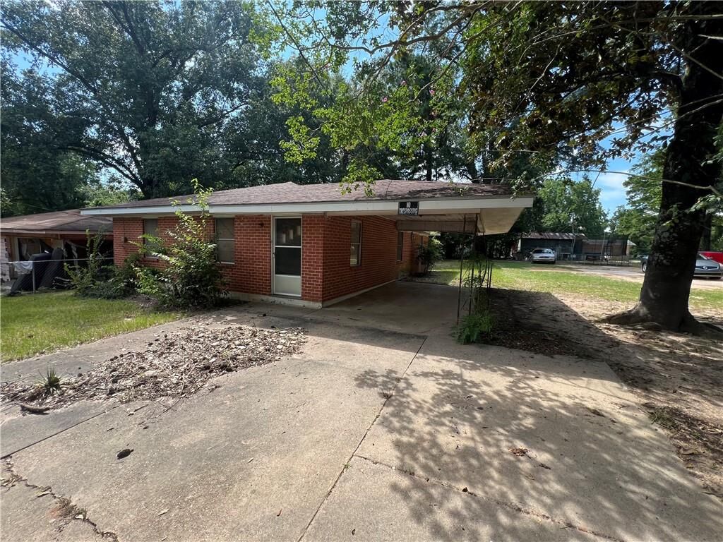 Property Photo:  816 Dixie Street  LA 71457 