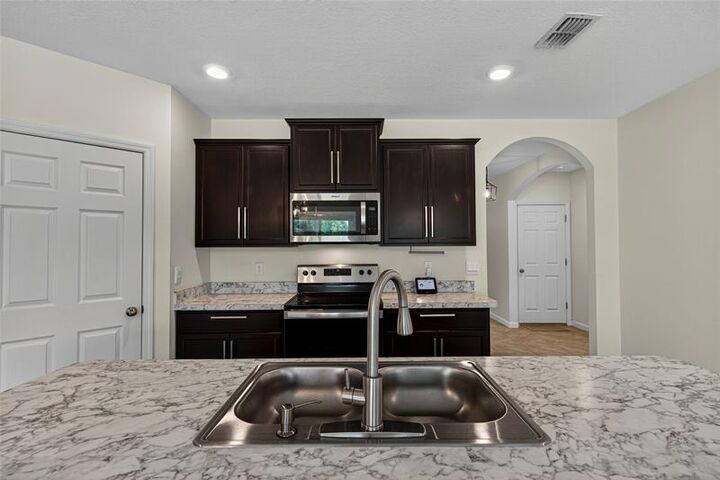 Property Photo: 282 SW Ridgecrest Drive FL 34953
