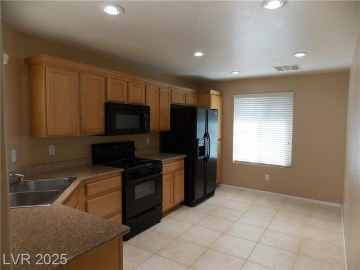 Property Photo: 2768 Kona Crest Avenue NV 89052