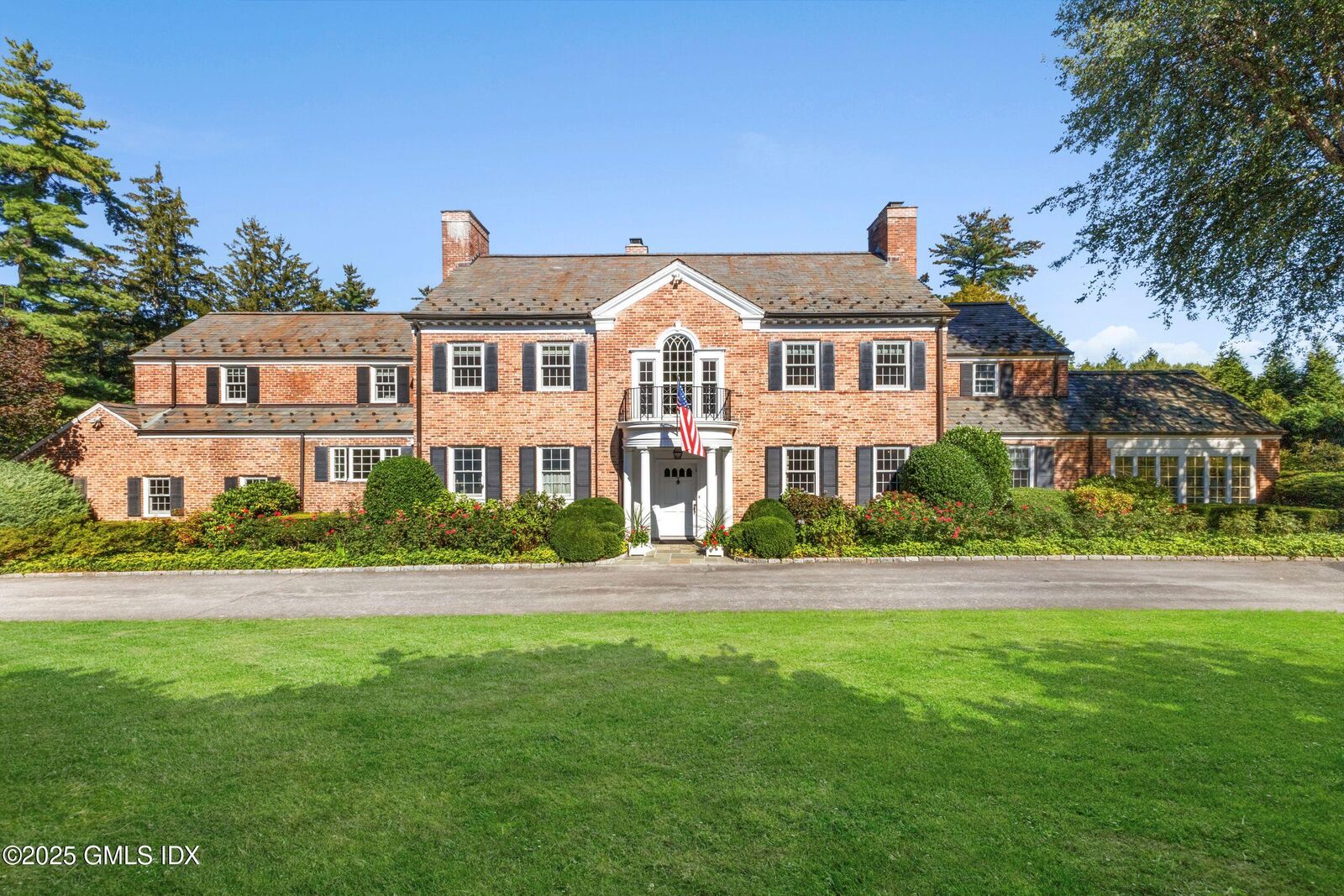 Property Photo: 11 Bobolink Lane CT 06830