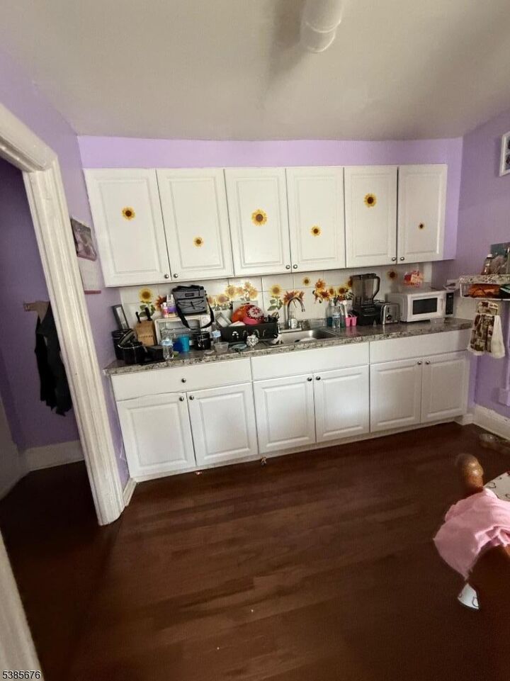 Property Photo:  836 E 2nd St  NJ 07062 