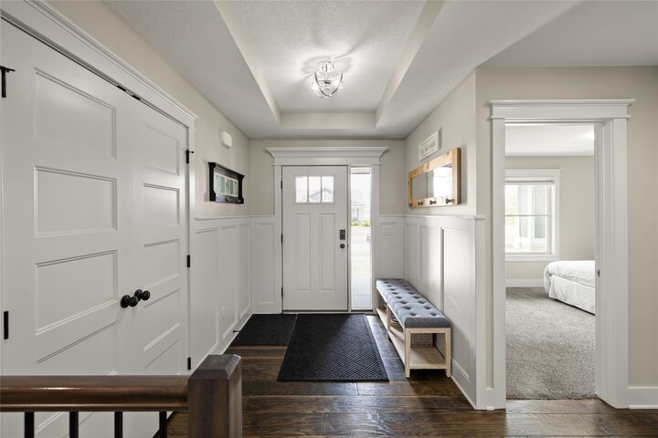 Property Photo: 1709 NW Ridgeline Court IA 50023