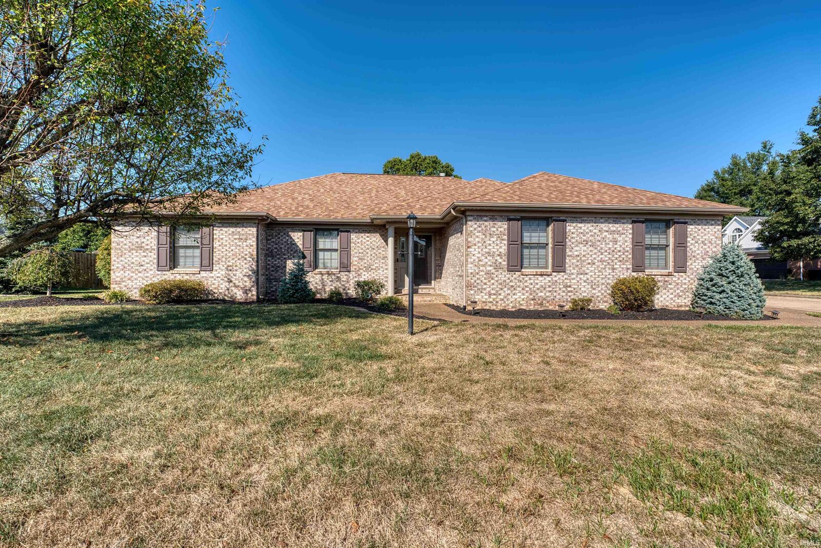 Property Photo:  6655 Oak View Court  IN 47630 