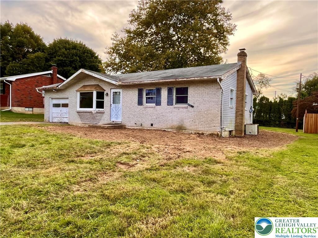 Property Photo:  635 E Berger Street  PA 18049