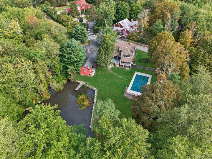 Property Photo:  91 Eagle Valley Road  NY 10974 