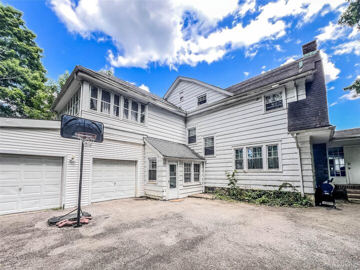 Property Photo: 54 Broadview Avenue NY 10804