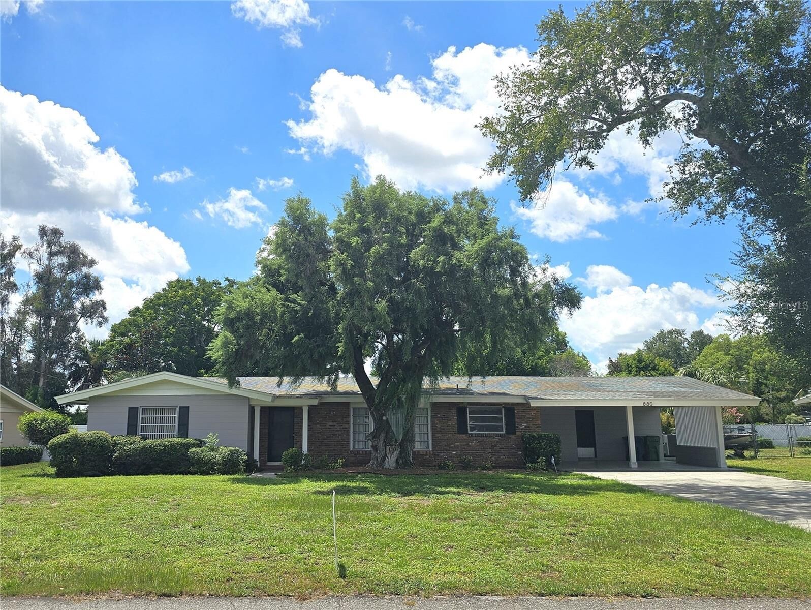 Property Photo:  880 Oleander Drive SE  FL 33880 