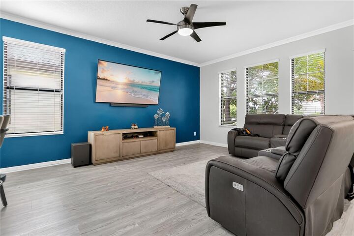 Property Photo:  2020 Fishtail Fern Way  FL 34761 