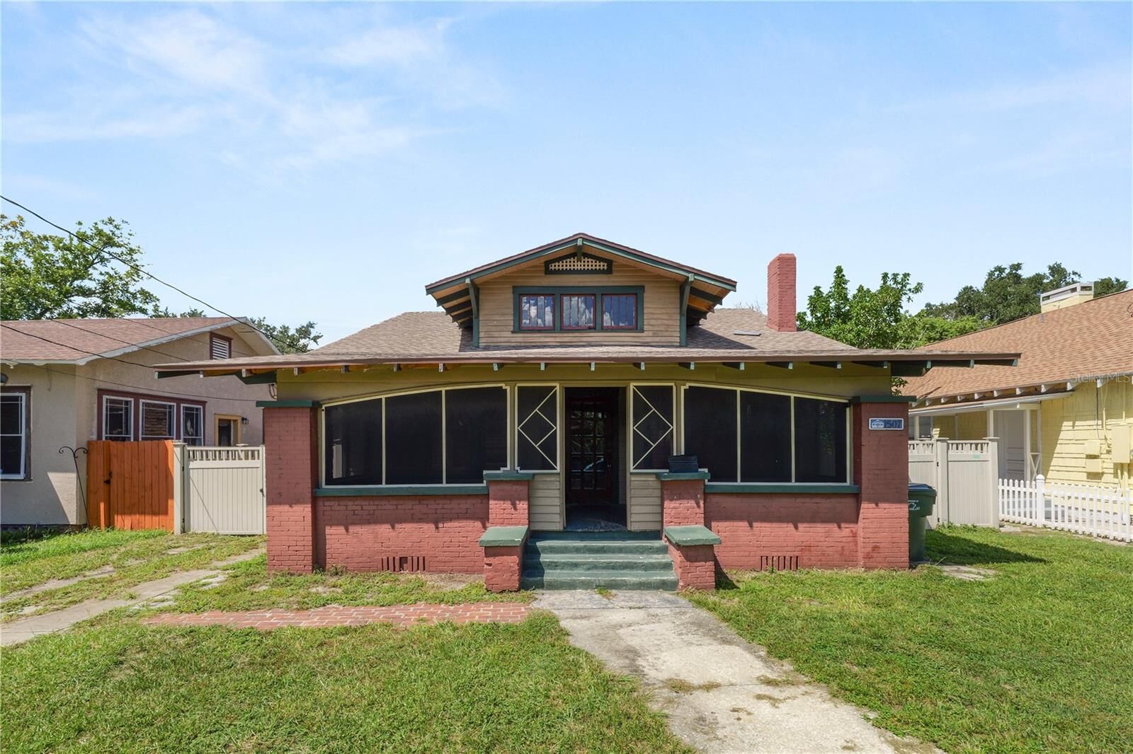Property Photo: 1507 Boone Place FL 33803