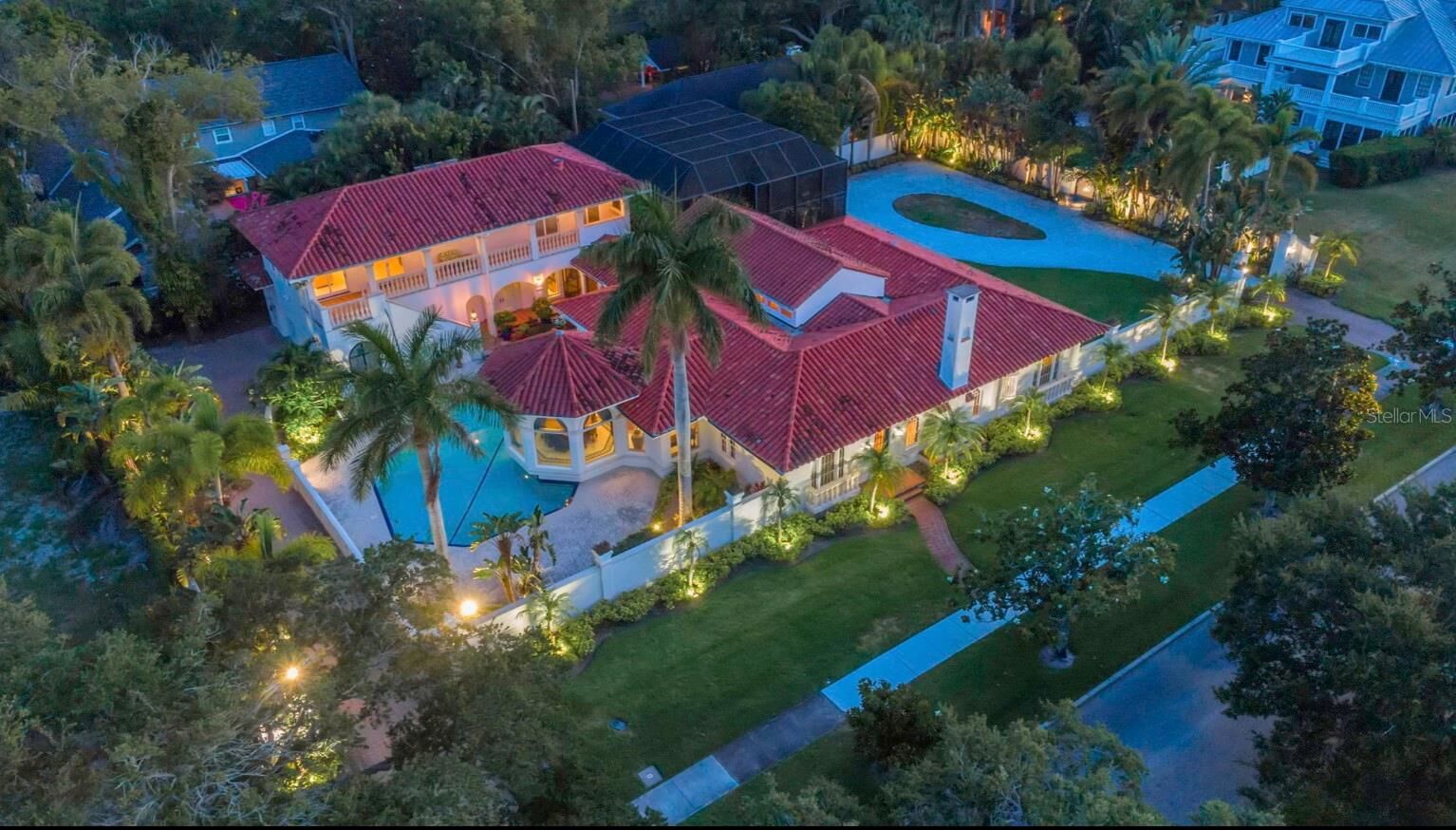 Property Photo:  415 Magnolia Drive  FL 33756 