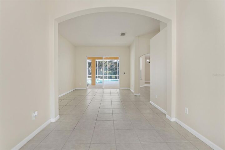 Property Photo:  522 Sand Wedge Loop  FL 32712 