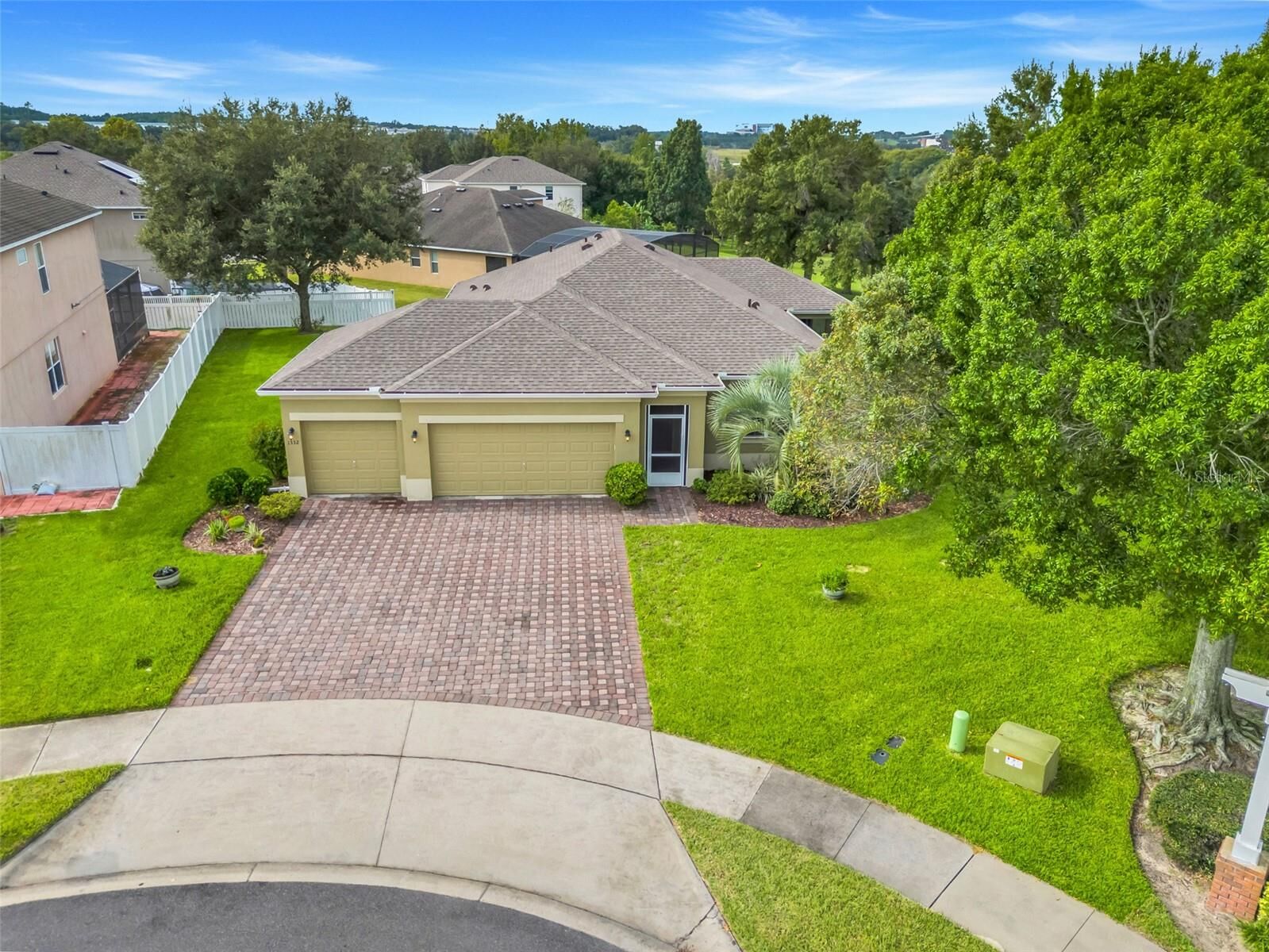 Property Photo:  1332 Westmeath Court  FL 32703 
