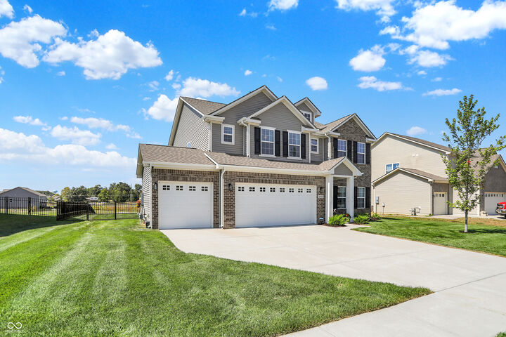 Property Photo:  2288 Shadow Trace Way  IN 46143 