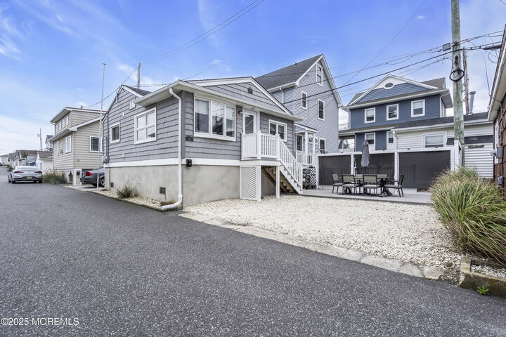 Property Photo: 25 E Sea Way NJ 08735
