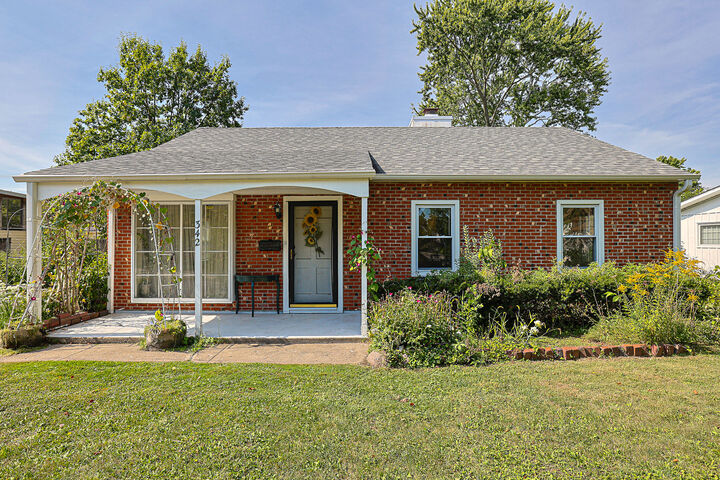 342 Cherry Lane  Glenview IL 60025 photo