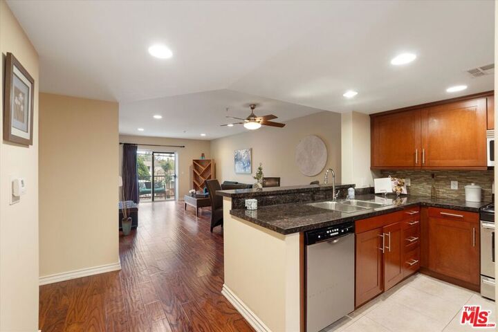 Property Photo:  7100 Alvern Street 317  CA 90045 