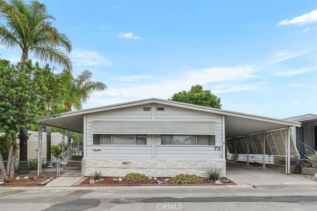 Property Photo:  27701 Murrieta Road 73  CA 92586 