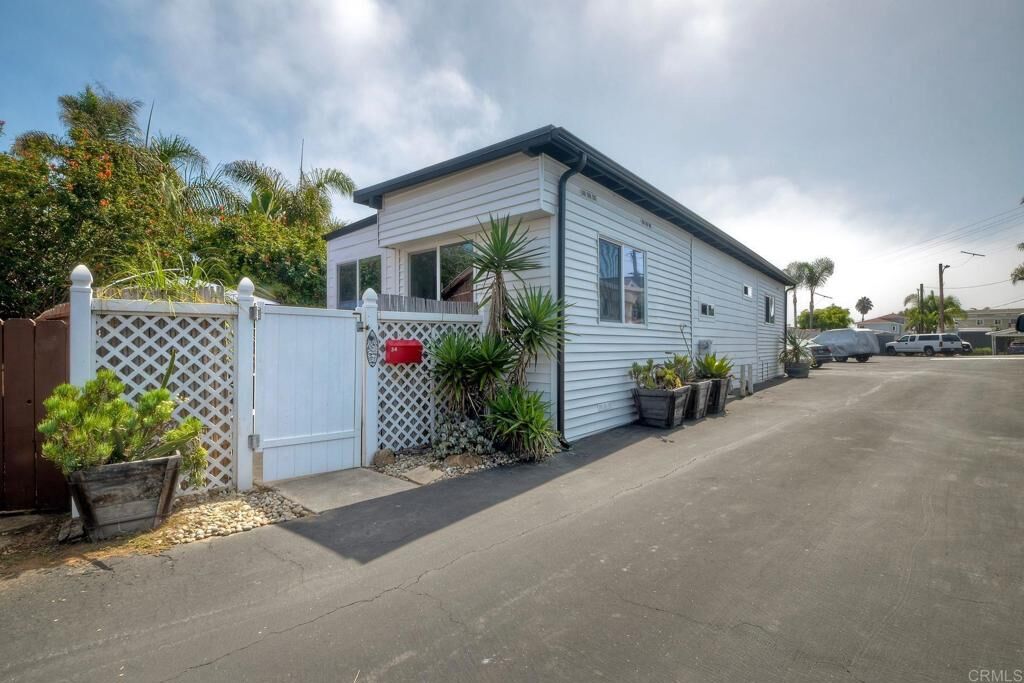 Property Photo:  170 Diana Street 34  CA 92024 