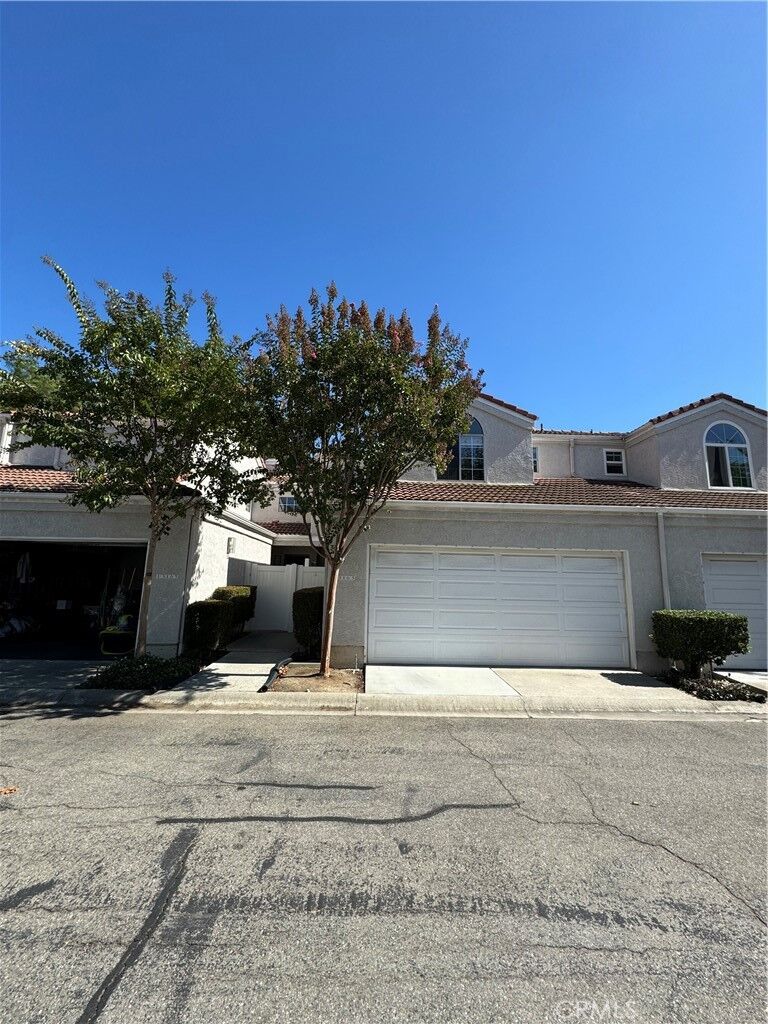 Property Photo: 13163 Pinnacle Ct CA 91709