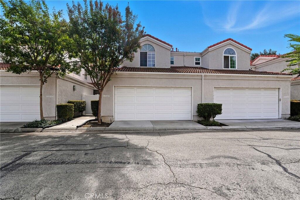 Property Photo: 13163 Pinnacle Ct CA 91709