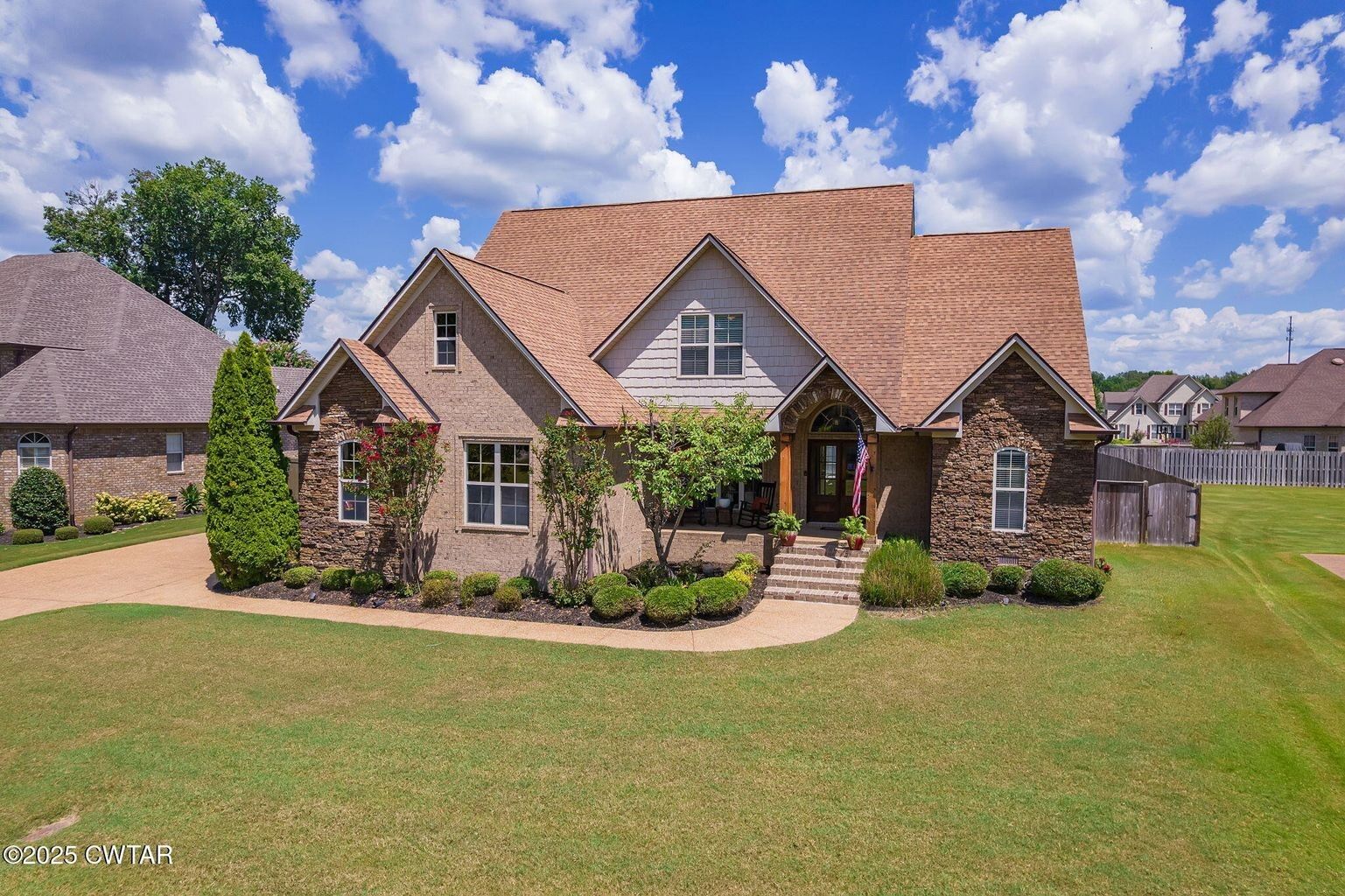 Property Photo:  52 Kinnewick Cv  TN 38305 