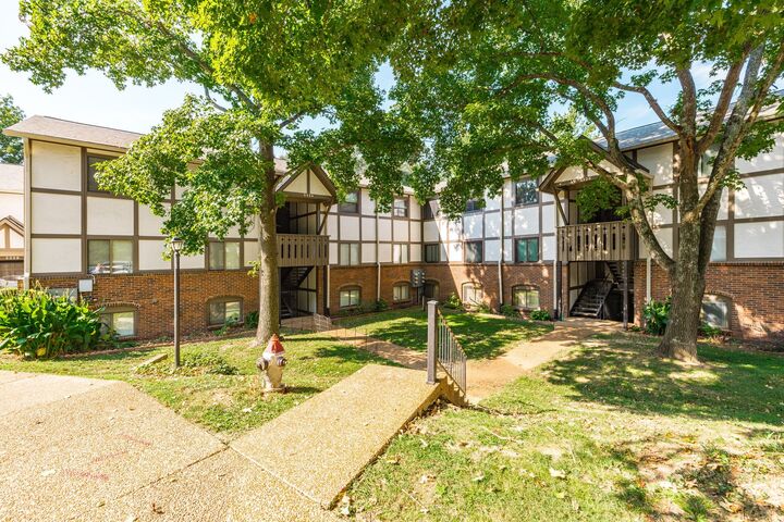 Property Photo: 5324 Edmondson Pike 3 TN 37211