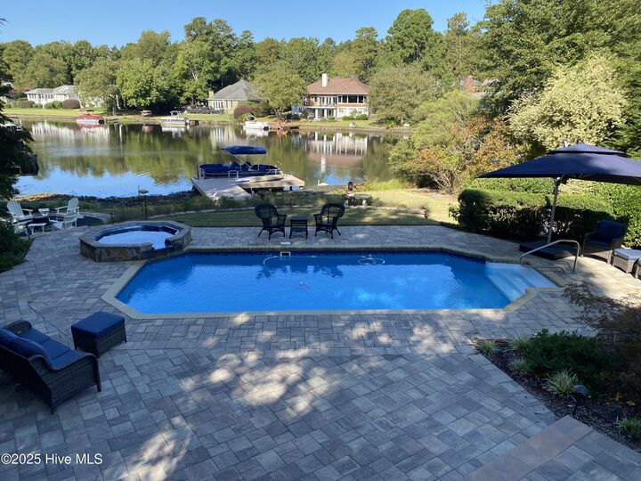 Property Photo:  1 Chestnut Lane  NC 28374 
