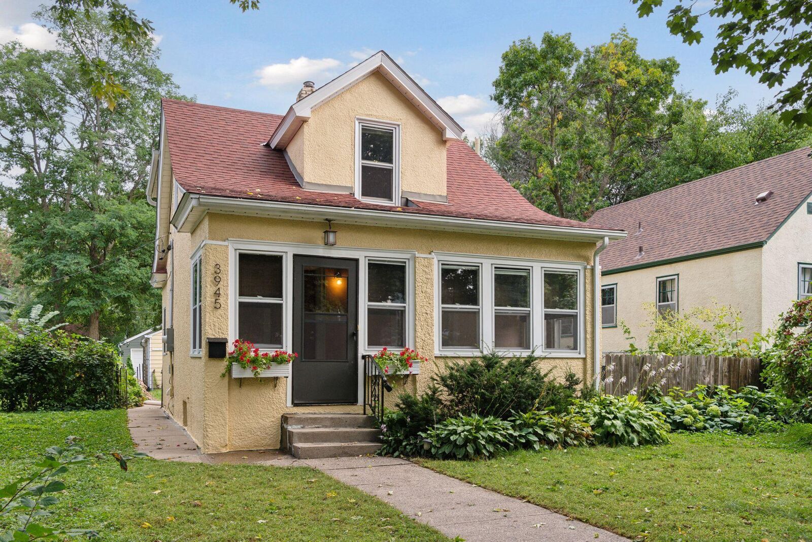 Property Photo:  3945 30th Avenue S  MN 55406 