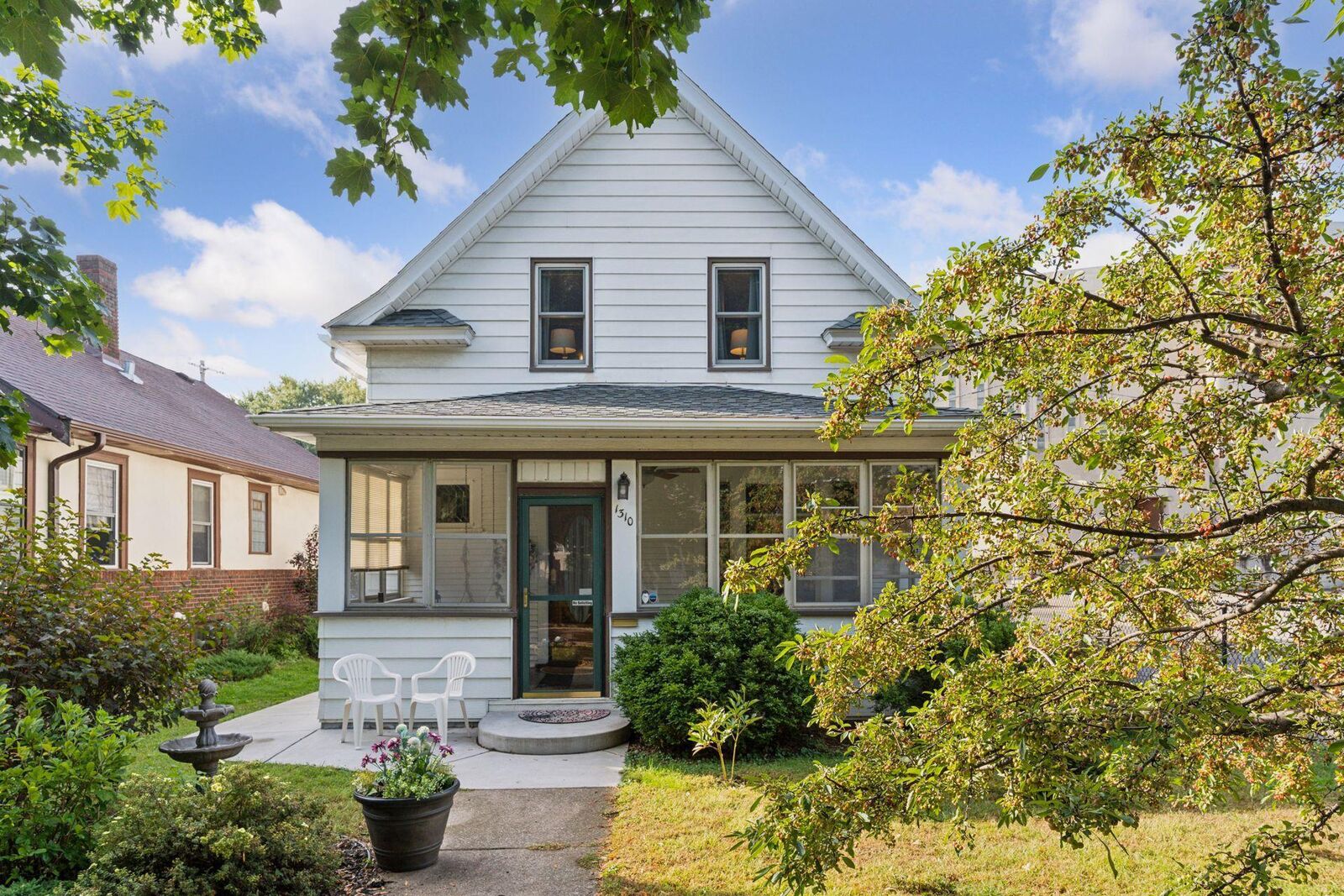 Property Photo:  1310 Blair Avenue  MN 55104 