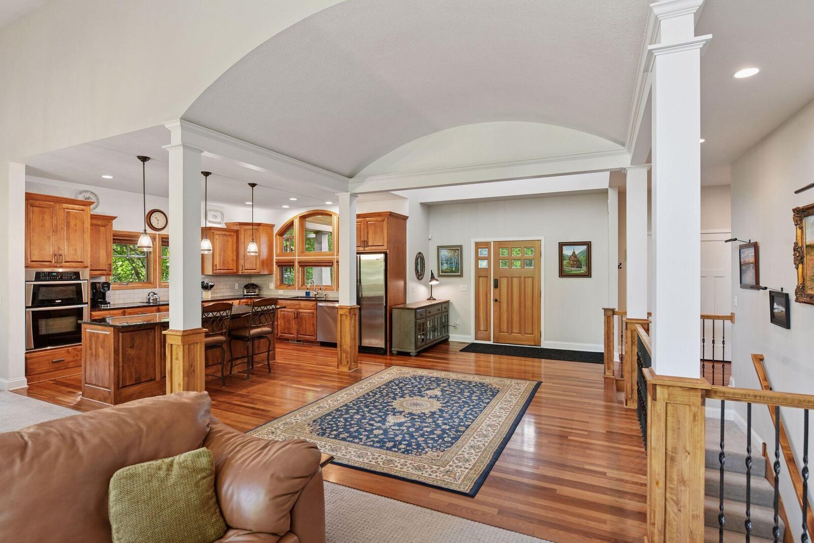 Property Photo: 6040 Oakview Court MN 55331