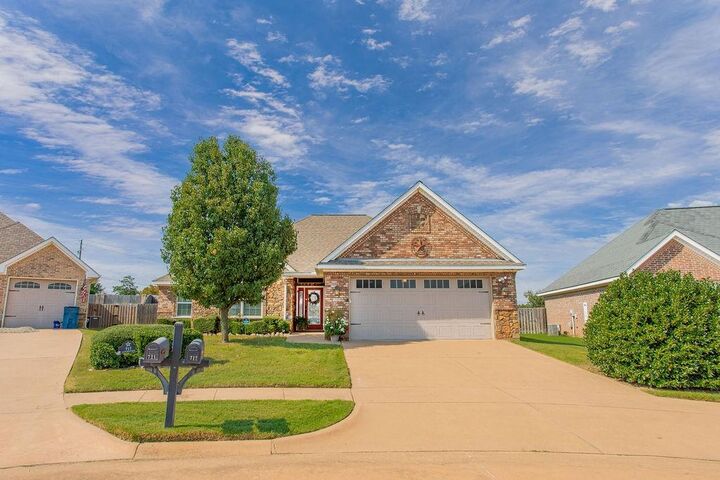 Property Photo:  717 White Bear Trail  TX 75771