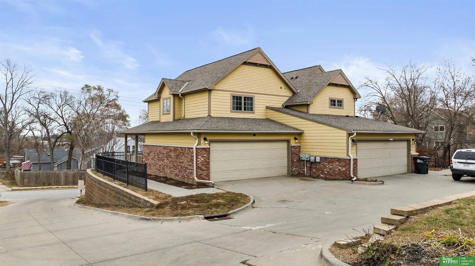 Property Photo:  2510 N 42 Street  NE 68111 