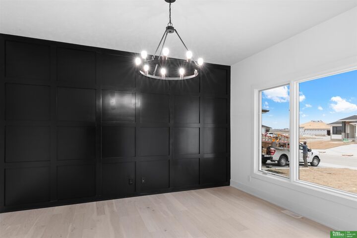Property Photo:  5713 N 198th Street  NE 68022 