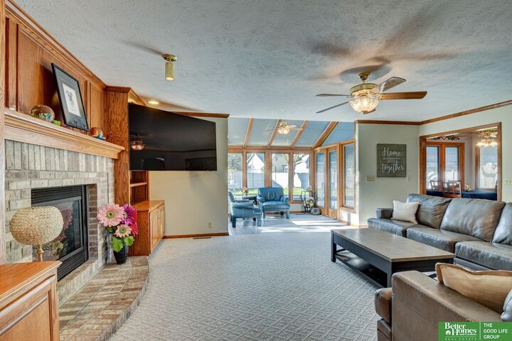 Property Photo:  1007 Hogan Drive  NE 68046 