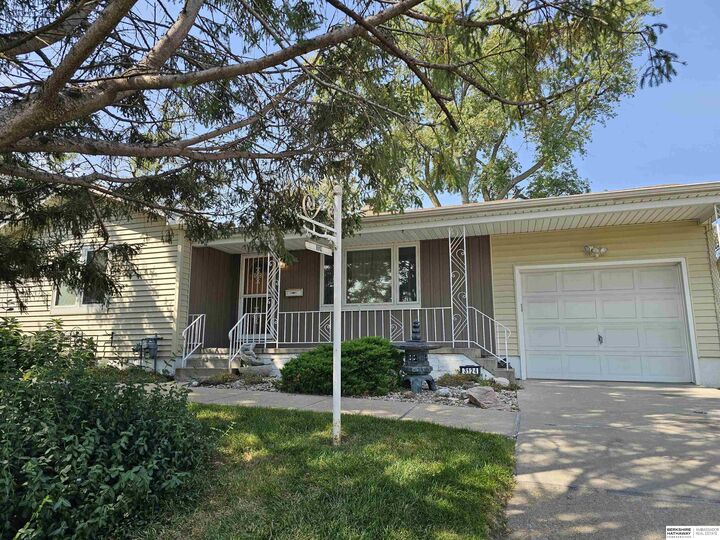 3124 S 42nd Street  Omaha NE 68105 photo