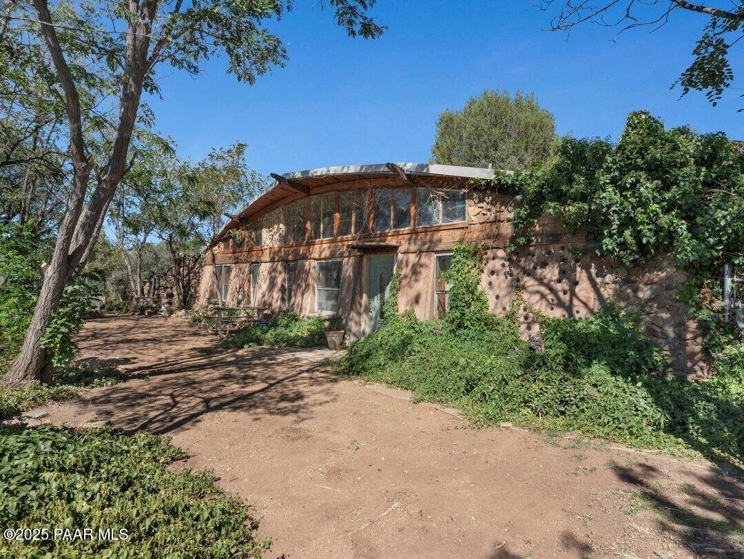 Property Photo:  14050 E Ridge Way  AZ 86327 